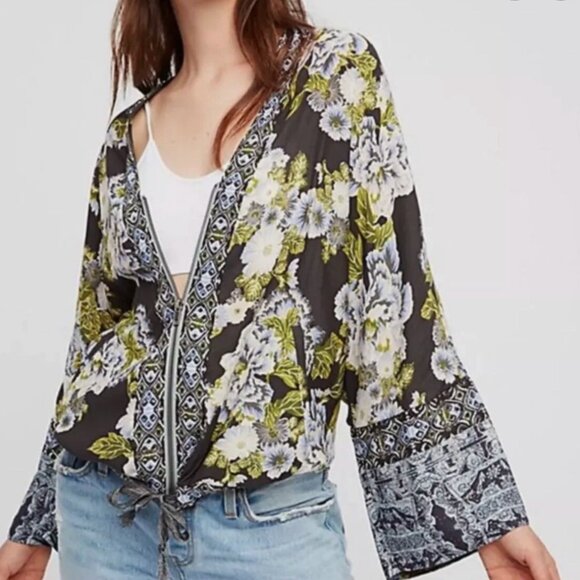 Free People Wildflower Cinched Kimono Jacket Size M | Zip up Boho Top - Picture 1 of 9